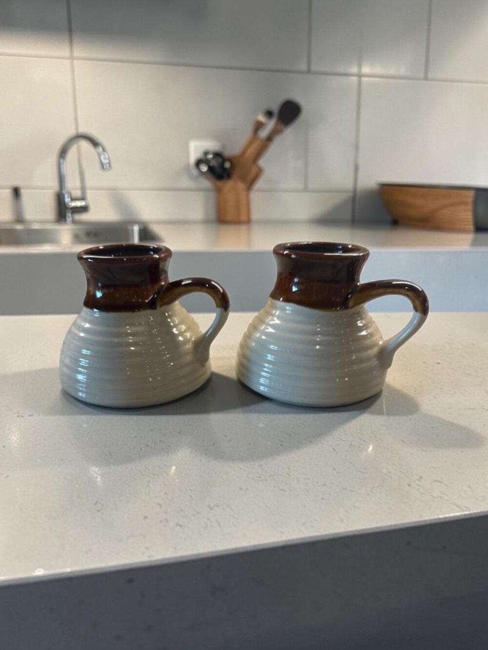 Vintage Stoneware Ceramic No Spill Brown/White Glazed Coffee Cup, Non-slip Wide